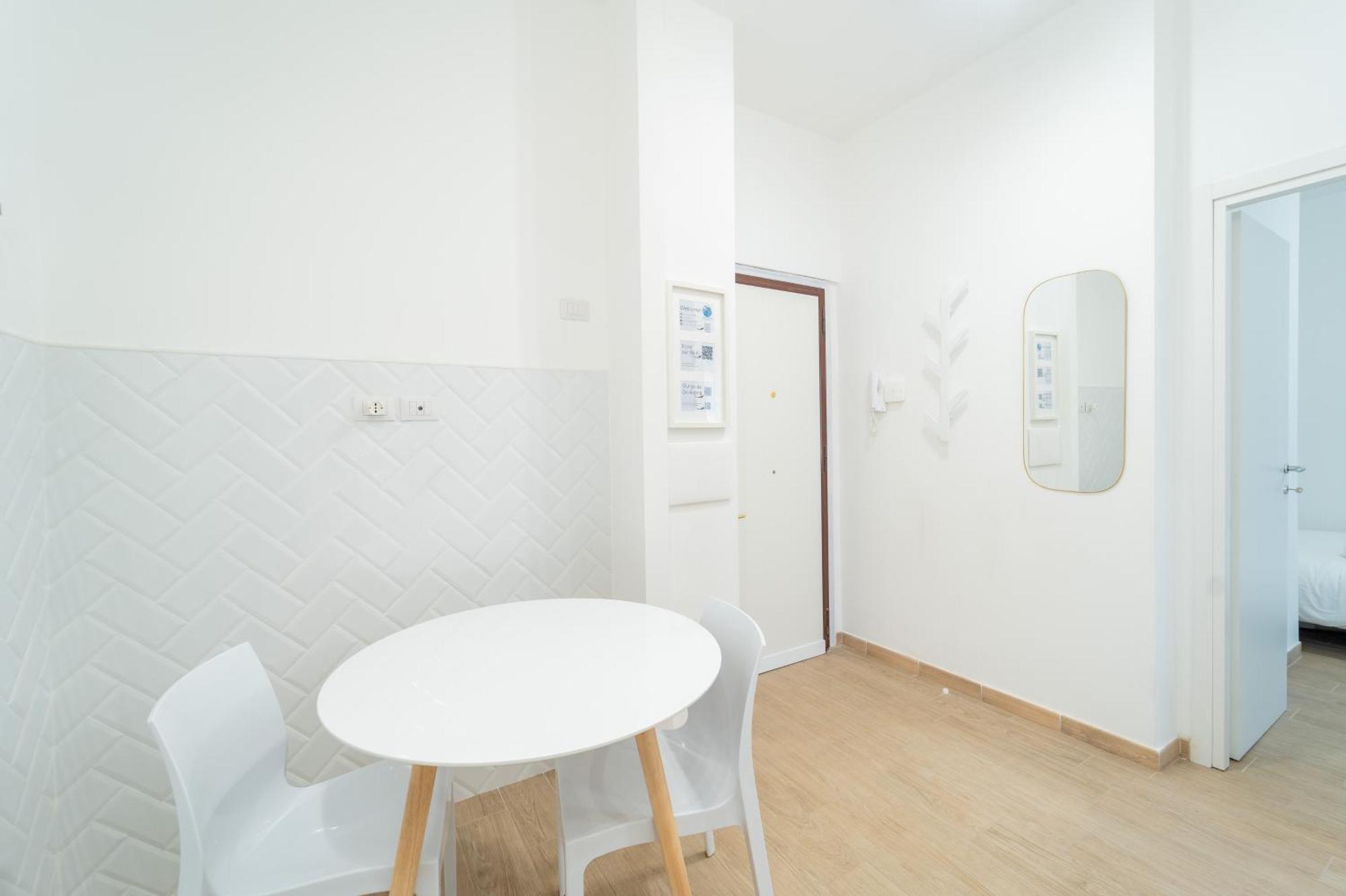 Apartment Easy - Casal Bertone Rom
